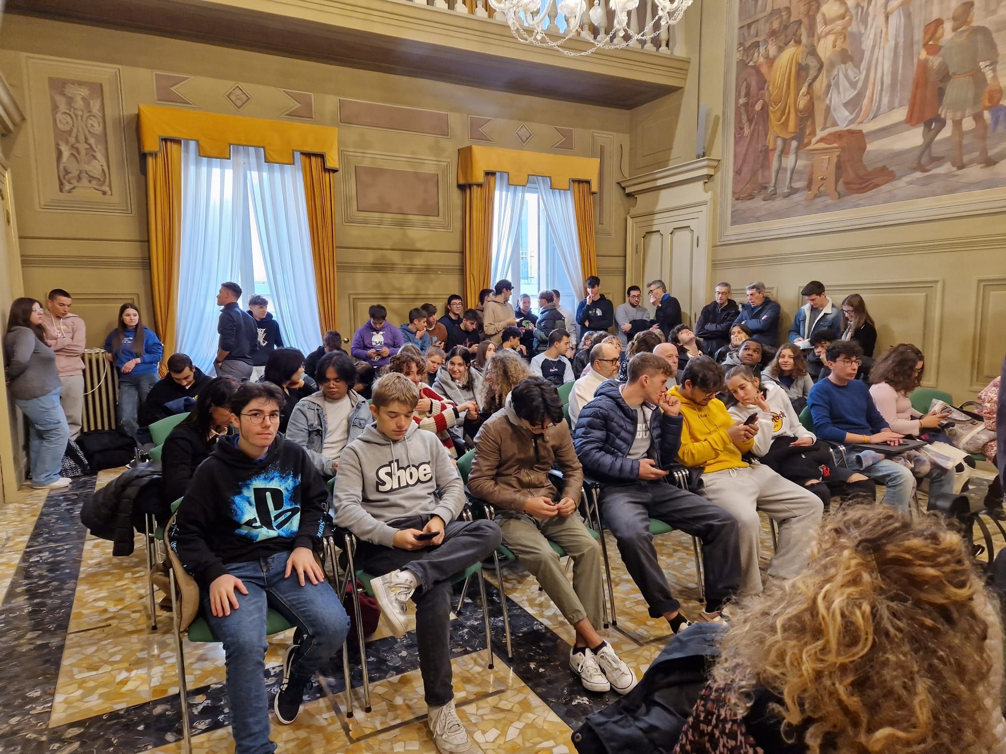 Platea studenti, professori, istruttori 