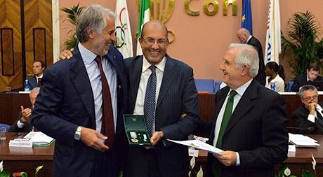 Andrea Mancino riceve la Stella D'Oro dal presidente del CONI Giovanni Malagò  e dal segretario generale Roberto Fabbricini