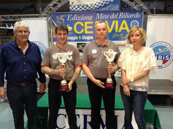 Albicocco Valerio e Federici Claudio (1° class.) premiati da Augusto Landi (Pres. Reg.le Fibis) e Stefania Ceccarelli