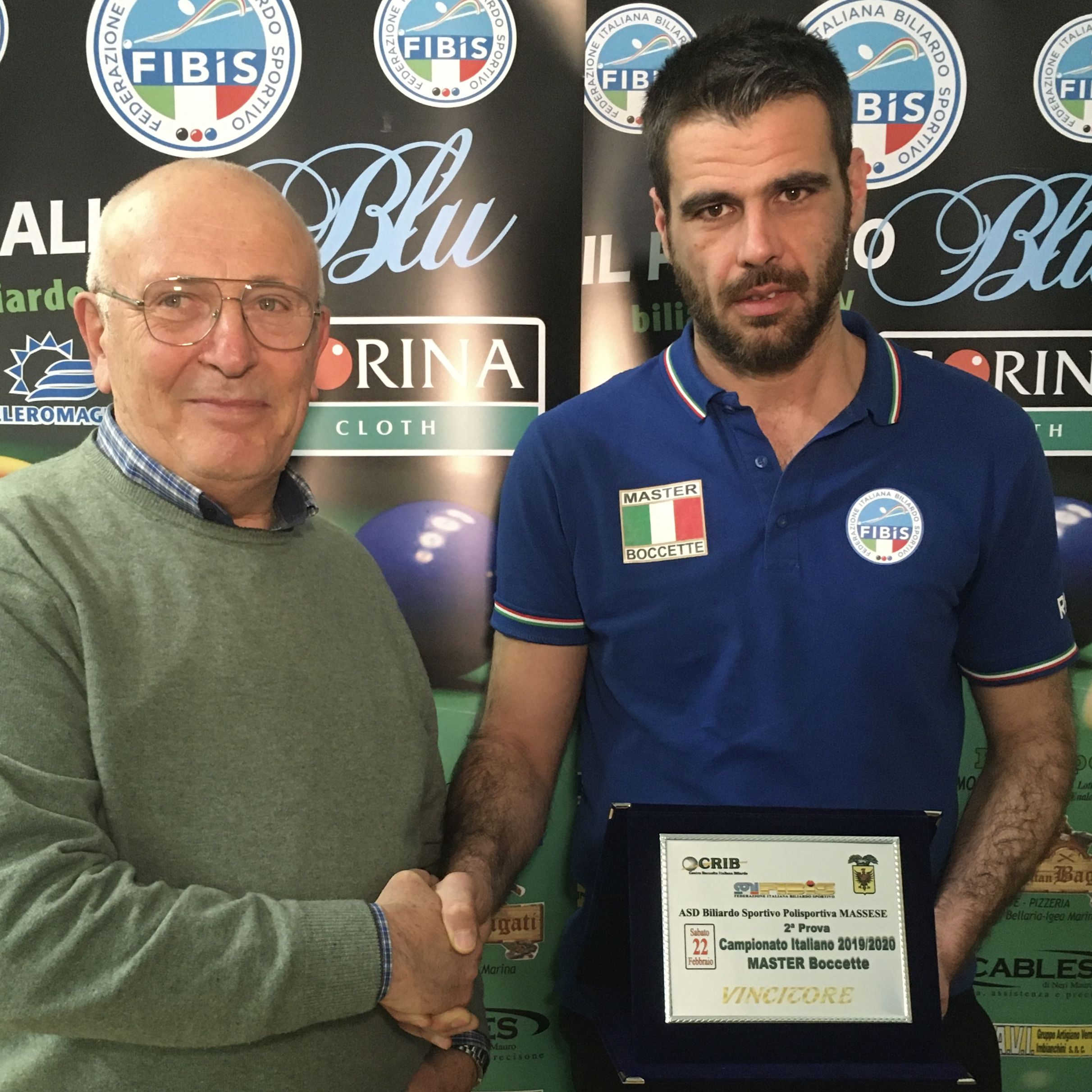 Giorgio Tavalazzi premia Daniele Ricci