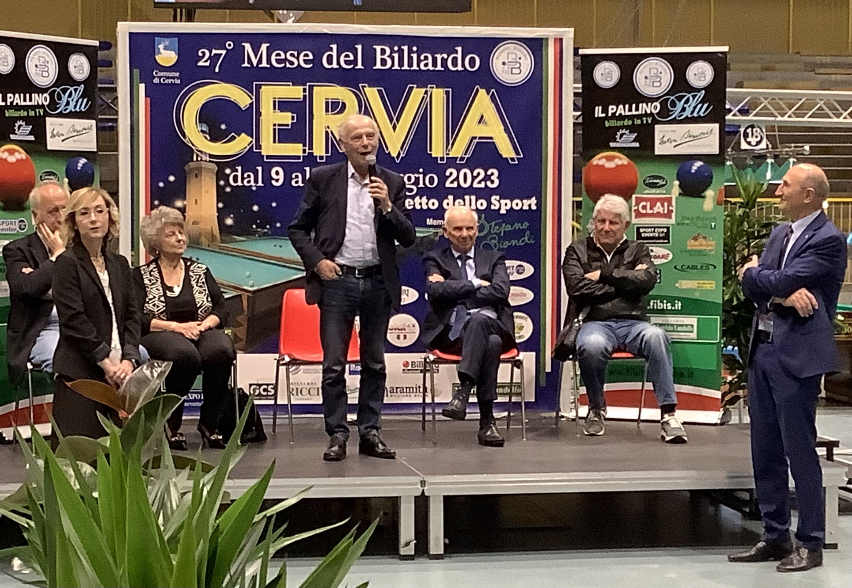 Il sindaco di Cervia inaugura il mese del biliardo 2023.jpg