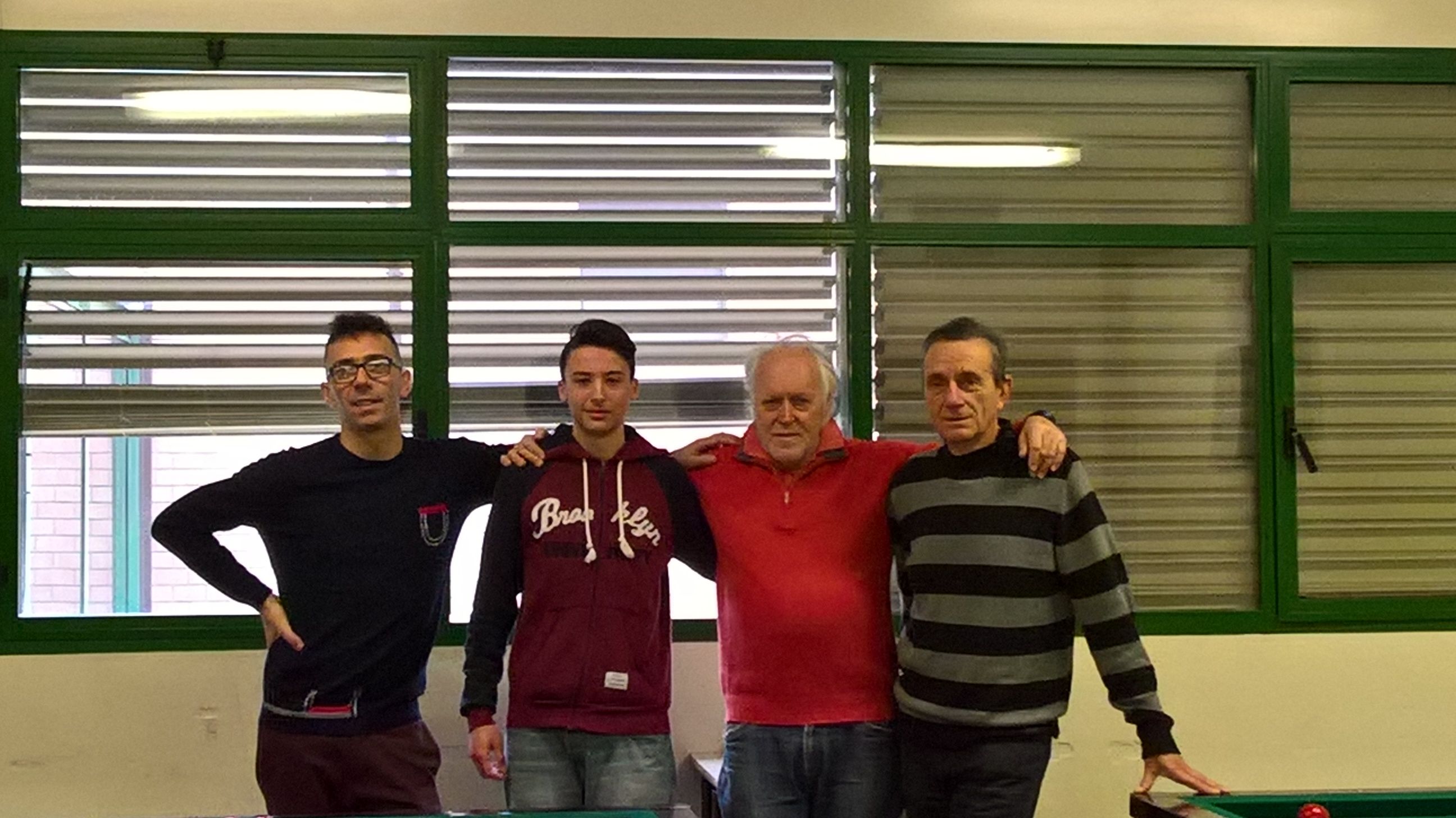 Gara di fine corso ITI (Pascal) da sin. Maestro Marco Mazzarini - Giorgini 3^ B 1Â° class. - Prof. Derno Scaioli (collaboratore FIBIS) - Maestro Brunaldo Cicognani
