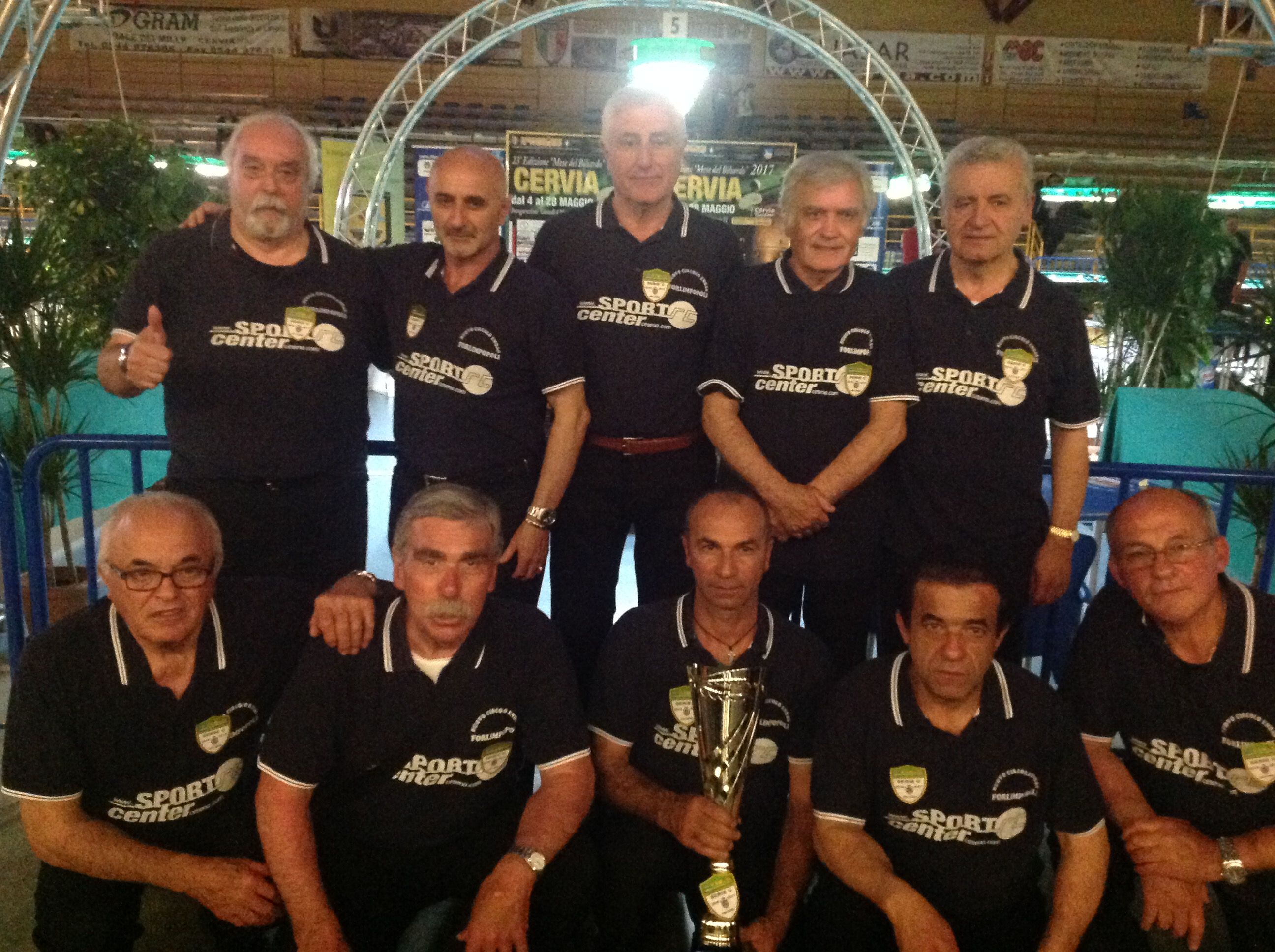 La squadra vincitrice Nuovo Circolo Endas Mazzini